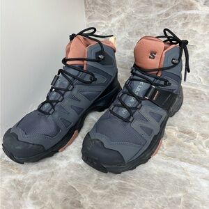 Salomon Women's Gray and Pink Hiking Boots